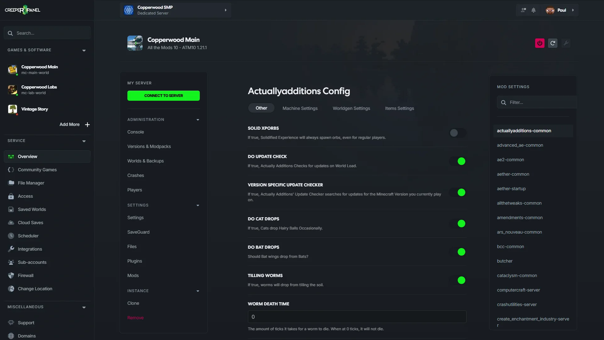 CreeperPanel Mod Settings page introducing Config Layers for NeoForge 1.21+ with a list of mod config files.